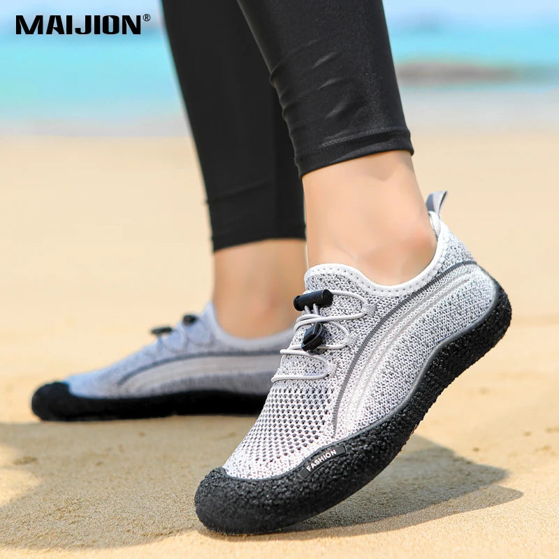 Barefoot Beach Wading Shoes Men's Quick Dry Mesh Water Sports Shoes Women Anti-slip Seaside Aqua Shoes Outdoor Wading Sneakers